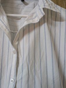Fitted crop shirt