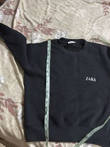 ZARA Black Sweatshirt