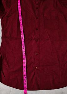 Stylish Men's Maroon Textured Shirt