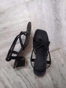 Stylish Black Strappy Sandals