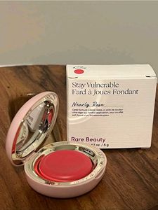 Rare Beauty Stay Vulnerable Blush