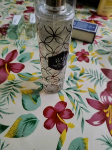 Ellen Tracy Perfume