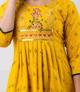 Pretty Ethnic Embroidery Top