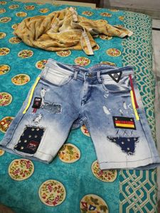 Stylish Ripped Denim Shorts
