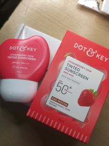 Dot & Key Strawberry Dew Tinted Sunscreen