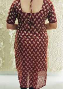 Maroon Leaf Print Kurta