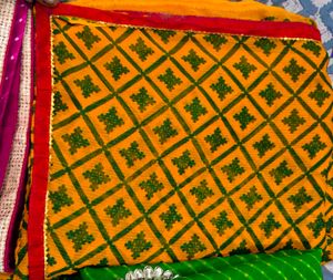 Saree Set 4 combbo Lahariya chiffon sare