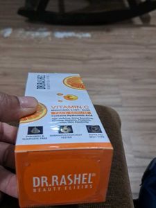 Dr. Rashel Vitamin C Face Serum