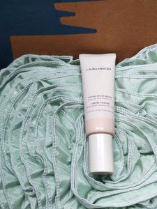 Laura Mercier Tinted Moisturizer