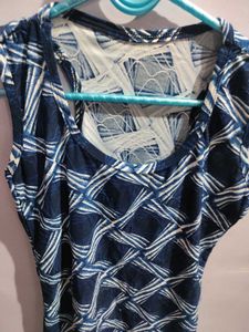Price Reduced. Trendy Tank Top💙🔥