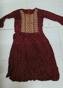 Maroon Kurta with Intricate Embroidery