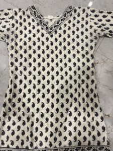 Stylish Paisley Print Kurta