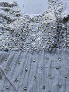 Elegant White Embroidered  nira cut Set