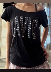 Black off-shoulder Diva Star T-Shirt