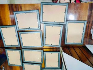 6 Photo Frames