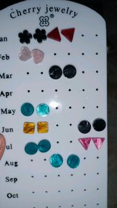 Flower studs Stand