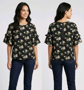 Daisy black top