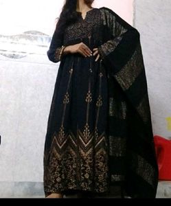 Elegant Black & Gold Anarkali