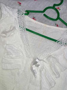 Elegant White Lace Trim Ruffle top