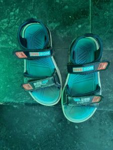 Kids' Sandals