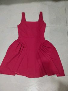 Chic Red Square Neck Dress