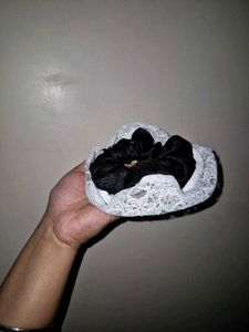 Moonlace Scrunchie 🌙