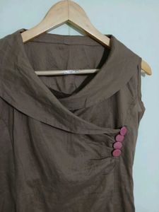 Stylish Brown Sleeveless Top
