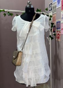 Elegant Ruffled Chiffon Mini Dress 🦢🤍