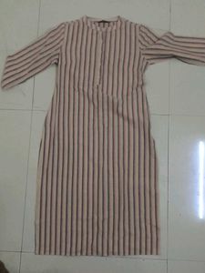 Bundle of 4 Kurtas