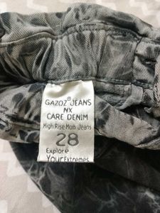 Trendy Grey Tie-Dye Mom Fit Jeans