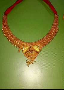 Exquisite Gold Necklace
