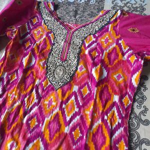 2 Vibrant Printed Kurta 😺😸