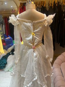 Elegant Bridal Lehenga with Tulle Skirt