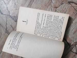 Dust to Dus't Book by Tami Hoag