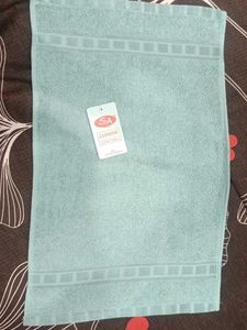 Soft Hand Towels