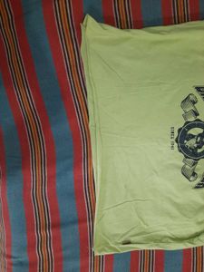 Captain America Graphic T-Shirt