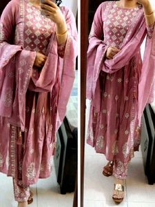 Mauve Pink Chikankari Embroidery Kurta Set