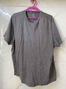 H&M Regular Fit Tshirt - XXL (worn once)