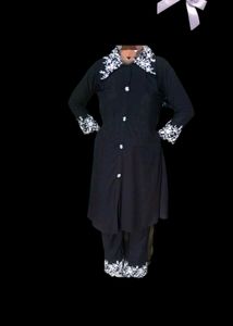 New 2XL Black Embroidered Set