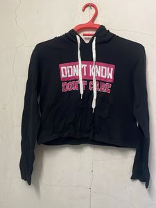 Black Crop Hoodie "Don't Know Don't Care"