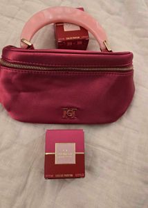 Carolina Herrera La Bomba Vanity
