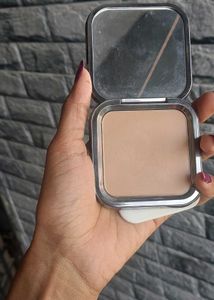 Kiko Milano Shade 2 Matte Fusion Pressed Powder
