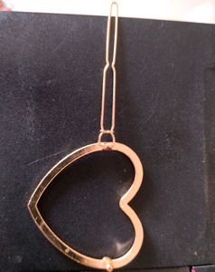 Beautiful Korean Gold Heart Shape Hair Clip/Pin. L
