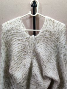 Premium women's Lia Sweater crochet