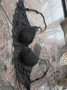 H&amp;M Lace padded Bra