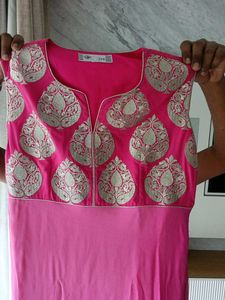 Stunning Pink Ethnic Gown