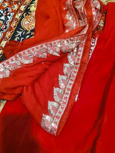 red suit with dupatta