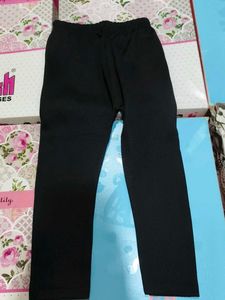 Girls 2 Piece Printed Top &amp; Black Leggings Set | S