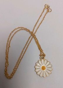 Golden Flower Chain