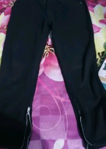 Black Denim Jeans with Zipper Detail